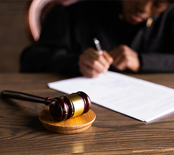 Custody Courts Harm Children AND Everyone Else - Photo by Ekaterina Bolovtsova